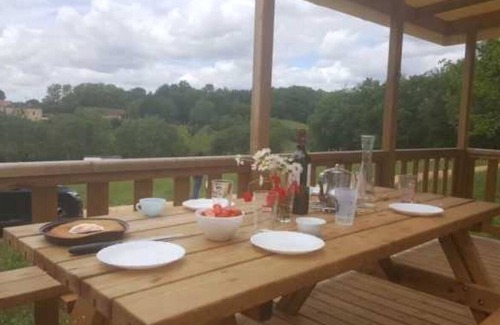 Soturac Maison | Camping 3 étoiles - Piscine - eehcdg