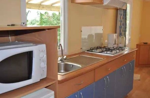 Salles Maison | Camping 4 étoiles - Parc aquatique - eee0if