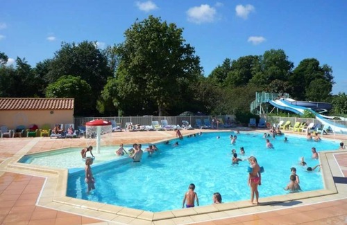 Challans Maison | Camping 4 étoiles - Parc aquatique - efciaa