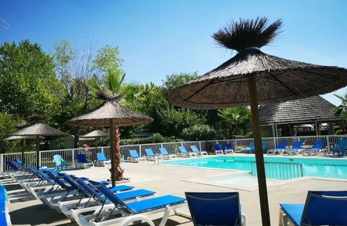 Lansargues Maison | Camping 4 étoiles - Piscine - ccbahdd