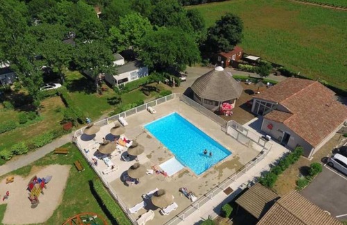 Lansargues Maison | Camping 4 étoiles - Piscine - ccbahdd