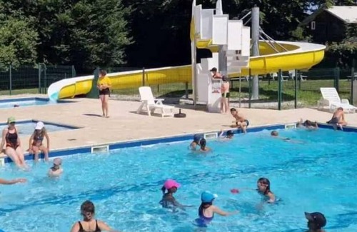 Secondigny Maison | Camping 4 étoiles - Piscine - ccbahgh