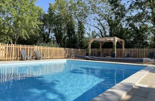 Coulon Maison | Camping 4 étoiles - Piscine - ccbbdhb