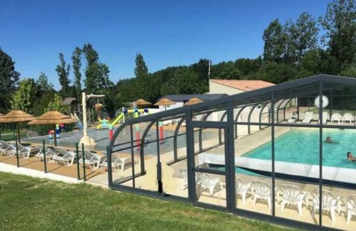 Aubigny-les-Clouzeaux Maison | Camping 4 étoiles - Piscine - eehhii