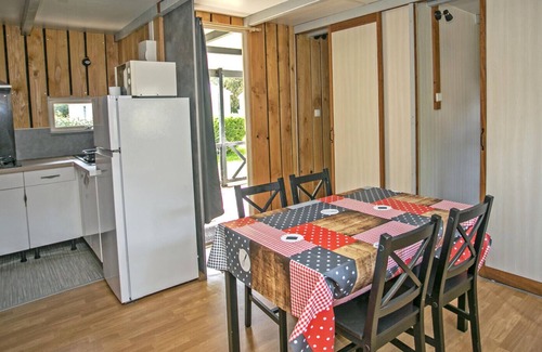 Pamiers Chalet De Ski | Camping L'Apamée*** - Chalet 4 Pièces 6 Personnes