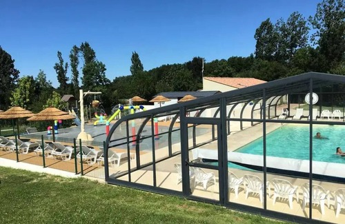 Aubigny-les-Clouzeaux Maison | Cottage Premium ++ Vue plan d'eau 4 pièces 6 personnes Climatisé