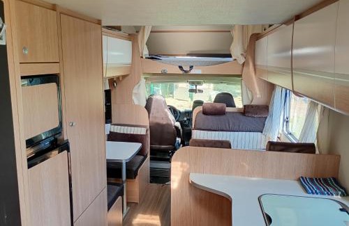 Pujo-le-Plan Autre | Camping car au bord de l eau