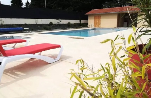Saint-Bonnet-le-Chateau Maison | Mobilhome Lodge Grand confort 3 chambres terrasse 6 personnes