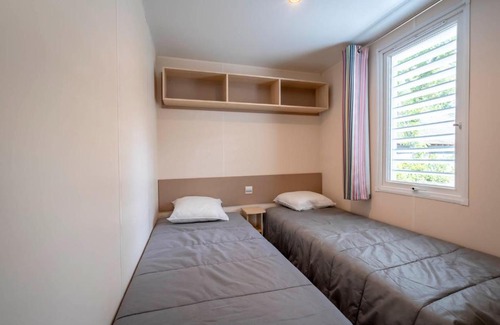 Salies-de-Bearn Hôtel | Camping des Salines
