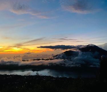 Sei Pinang Autre | Camping di gunung batur, dan sarapan