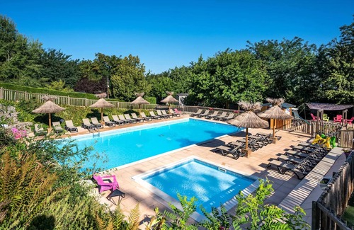 Anneyron Maison | Bungalow Funflower Standard 25m² (2 chambres) - sans sanitaires privés 6 personnes