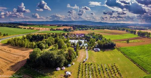 Grodziszcze Autre | Camping Forteca, parcele kempingowe nad wodą, z własnym namiotem lub przyczepą
