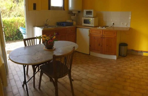 Saint-Honore-les-Bains Maison | Camping 3 étoiles - Piscine - eeebdc