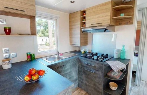 Condrieu Maison | Camping 3 étoiles - Parc aquatique - eeaiga