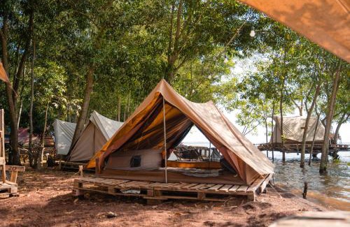 Vinh Cuu Autre | Camping Hồ Trị An - Meeto