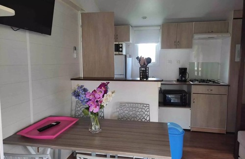 Massillargues-Attuech Maison | Mobil-homes Grand Confort 2 chambres 4 personnes