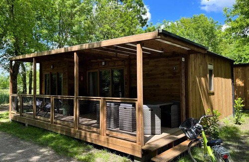 Coulon Chalet De Ski | Chalet Prestige 60 m² (3 chambres) dont terrasse couverte + Clim + TV + LV + Plancha 7 personnes