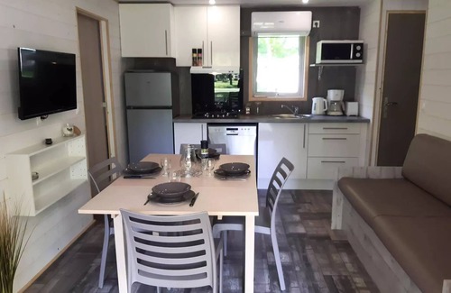 Coulon Chalet De Ski | Camping La Venise Verte * - PREMIUM chalet 48 m² (3 bedrooms) including semi-covered terrace + TV + LV + Air conditioning + Plancha 6 people