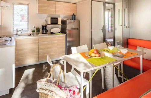 Les Restanques Maison | Camping Le Domaine des Naïades* - Mobile home Comfort 3 rooms 4 people air-conditioned