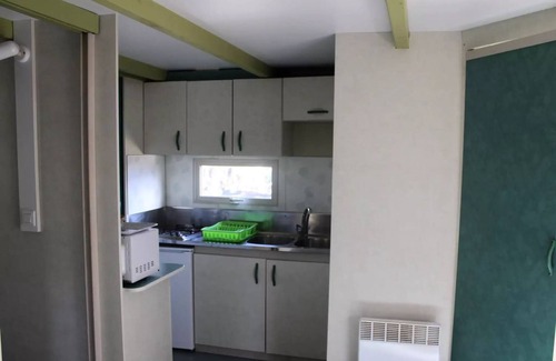 Miribel-les-Echelles Chalet De Ski | Camping Le Balcon de Chartreuse*** - Chalet Bouton d'Or 4 Personnes