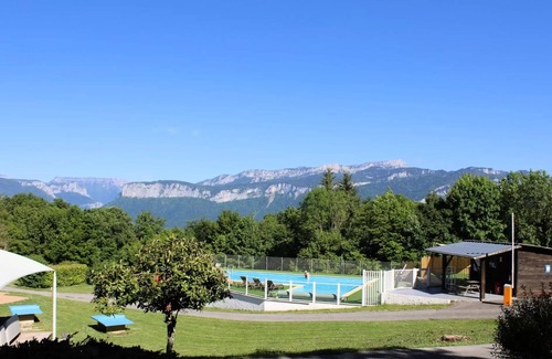 Miribel-les-Echelles Chalet De Ski | Camping Le Balcon de Chartreuse*** - Chalet Bouton d'Or 4 Personnes