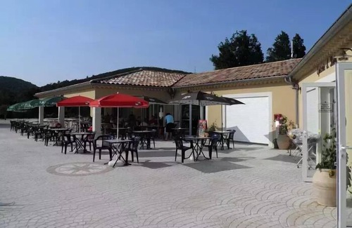 Saint-Maurice-d'Ibie Maison | Mobile home SOUS BOIS PMR IRM N°18 2 chambres 4 personnes