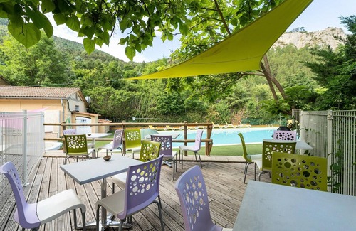 Orpierre Maison | Camping les Princes d'Orange**** - Loggia Premium 3 pièces 6 personnes Climatisé