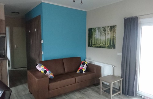 Remersdaal Chalet De Ski | Camping Natuurlijk Limburg - chalet 4p