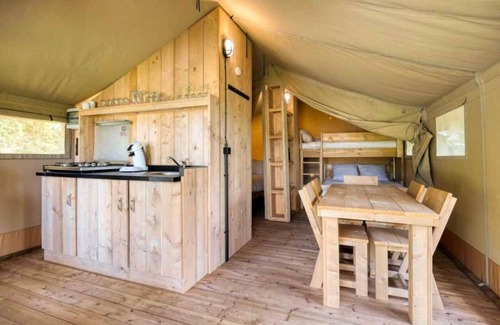 Signy-lAbbaye Maison | Camping - Piscine - ccbac0h