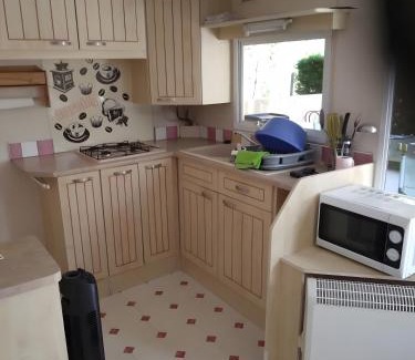 Sainte-Jalle Maison | Camping Sainte-Jalle
