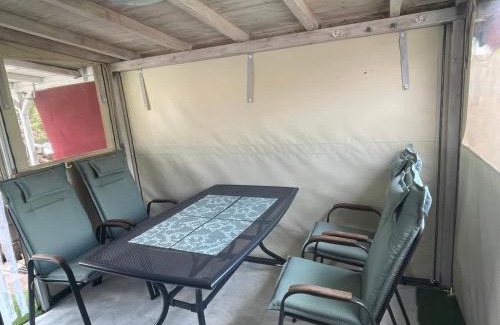 Affing Autre | Campingplatz Wohnwagen mit Vorzelt