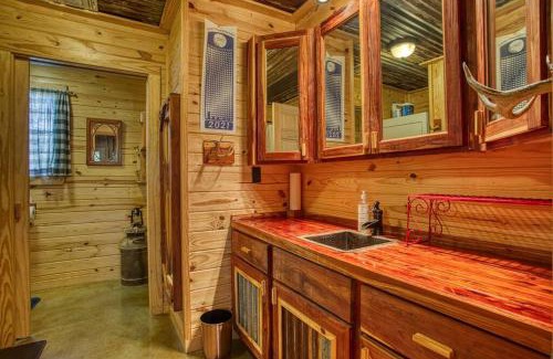 Woden Maison | Camplee - 50 Private Acres - Lake Sam Rayburn