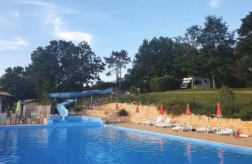 Salles Maison | Campsite Bastides* - 3-room Sahari tent for 5 people Without sanitary facilities