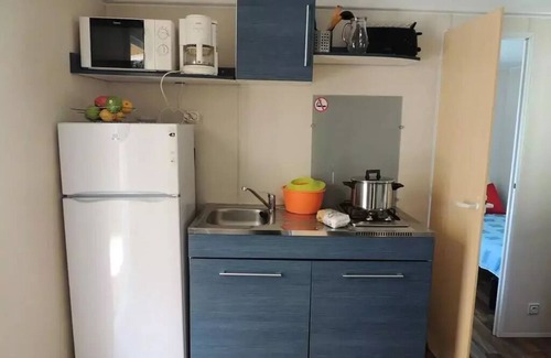 Boisseron Maison | Mobil-home Confort HOLIDAY 25m² (2 chambres) avec terrasse couverte TV INCLUSE 5 personnes