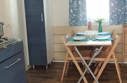 Boisseron Maison | Mobil-home Confort HOLIDAY 25m² (2 chambres) avec terrasse couverte TV INCLUSE 5 personnes
