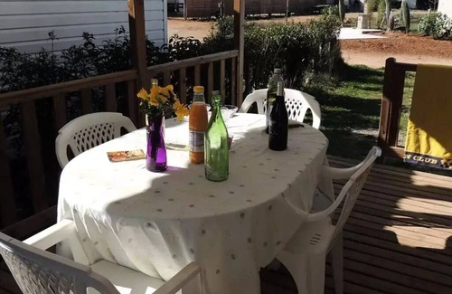 Boisseron Maison | Mobil-home Confort HOLIDAY 25m² (2 chambres) avec terrasse couverte TV INCLUSE 5 personnes