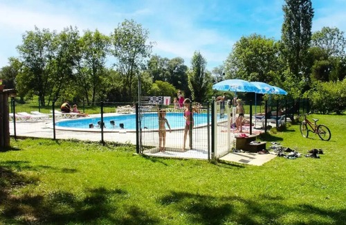 Montbarrey Maison | Tente Freelodge Standard 40m² (2 chambres) - sans salle de bain - WC privatif 5 personnes