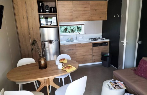 Les Loges Maison | Mobil-home L'Oiseau Blanc Sunêlia Luxe 2 chambres - 2 salles de bain 4 personnes