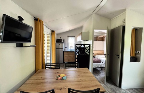 Les Moutiers-en-Retz Maison | Campsite Les Brillas * - Mobil Home Authentic 3 Rooms 4 People Climate + TV