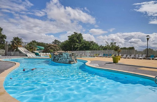 Trogues Maison | Campsite Le Parc des Allais* - Classic XL 3 Room Mobile Home 4/6 People
