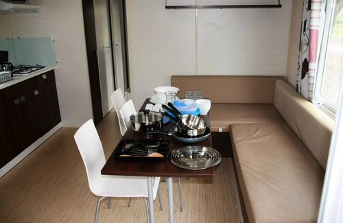 Chateauroux Maison | Mobilhome Trio (3 chambres avec terrasse) 7 personnes