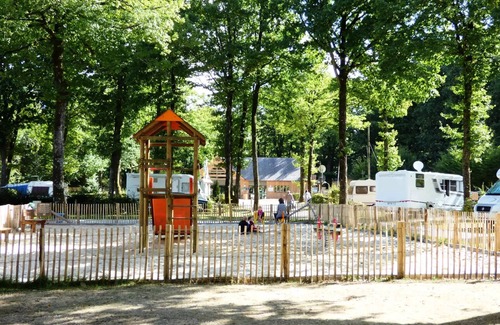 Sille-le-Guillaume Maison | Cottage PMR - 2 Chambres (adapté pour personnes à mobilité réduite) 4 personnes