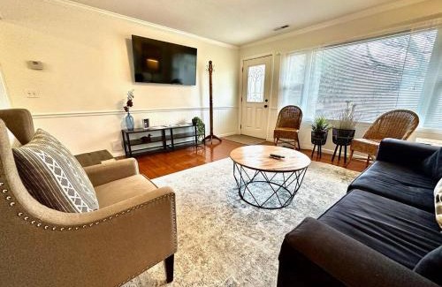 Marion Maison | Campus Cottage