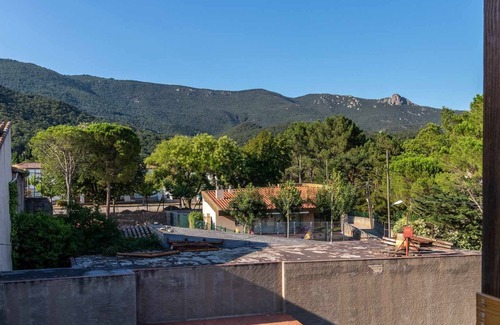 Macanet de Cabrenys Maison | CAN CASADEVALL – Rural house at the foot of the Pyrenees