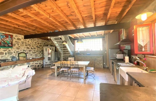 Eus Maison | CAN MASSOT - GITE AVEC PISCINE POUR 6 PERSONNES