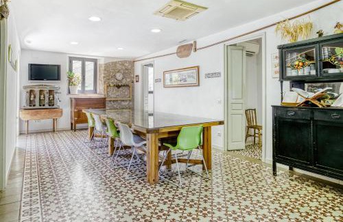 Torroella de Fluvia Maison | Can Salva charm on the Costa Brava