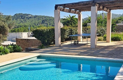 Sant Agusti des Vedra Villa | Ca Xo: Ancienne finca rénovée. Villa de luxe avec piscine, proche des plages.