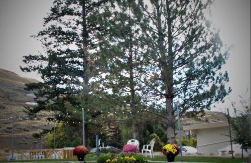 Cache Creek Hôtel | Canada's Best Value Desert Inn & Suites
