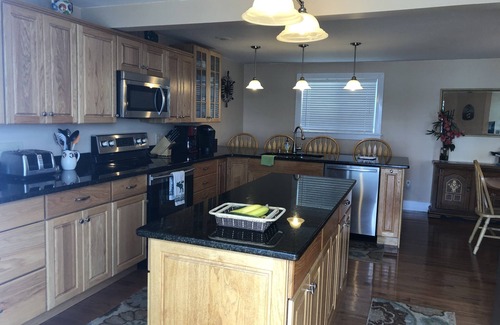 Richfield Springs Maison | Canadarago Lake home