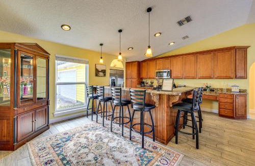 Isle of Palms Maison | Canal-Front Retreat 4 Mi to Jacksonville Beach!